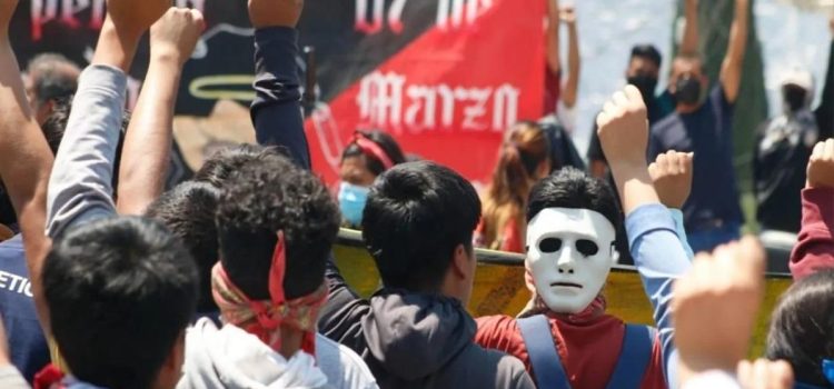 Renuncian Secretarios de Gobierno y de Seguridad Pública de Guerrero por homicidio de normalista