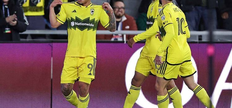 Columbus Crew gana 2-1 al Monterrey y toma ventaja