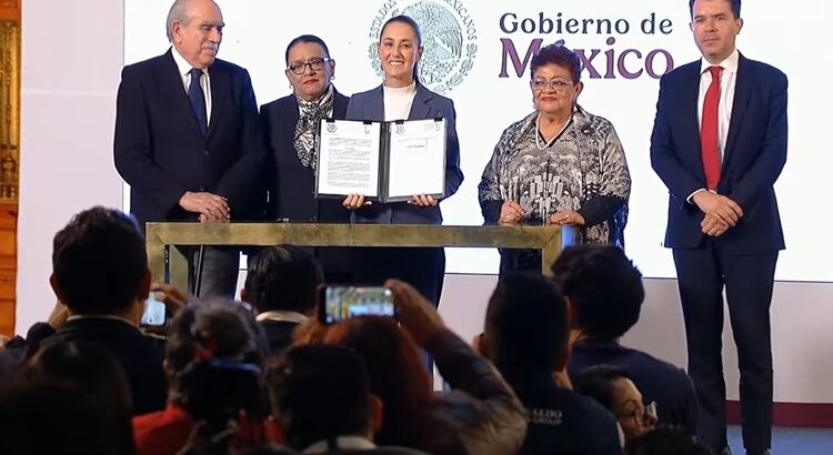 Claudia Sheinbaum asume la presidencia anunciando ambiciosas reformas sociales y económicas