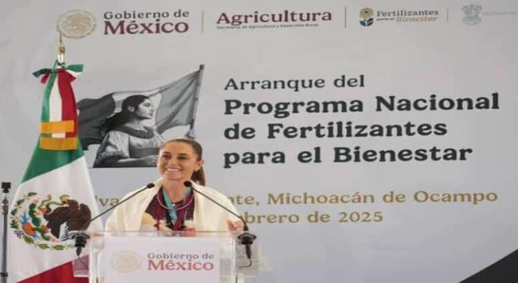 Claudia entrega Fertilizantes para el Bienestar en Michoacán