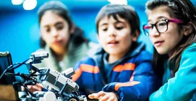 Talleres de robótica, diseño de video juegos para adolescentes en Morelia