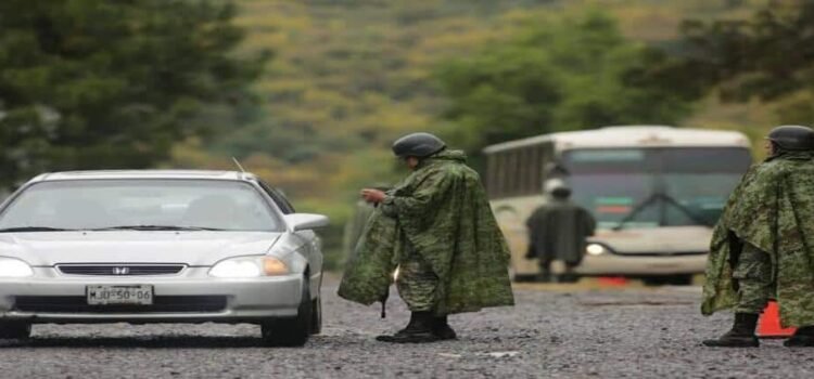 Violencia en Apatzingán; Cártel Michoacán Nueva Generación ataca comunidades y desplazan a familias