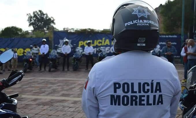 Policía Morelia reconoce a la oficial más destacada por logros sobresalientes durante marzo