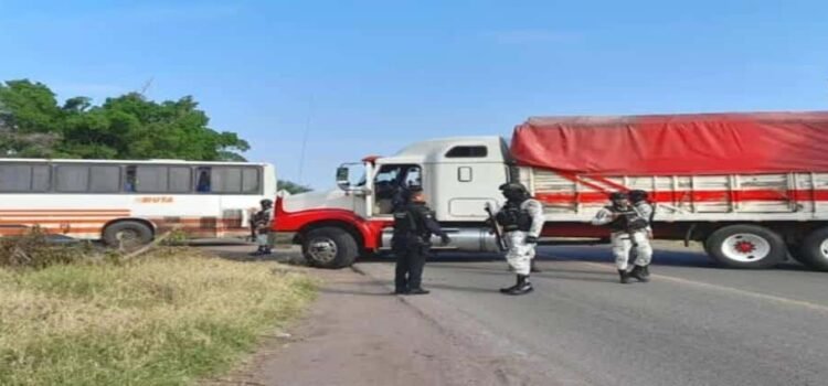 carreteras de Michoacán tras ola de violencia del CJNG