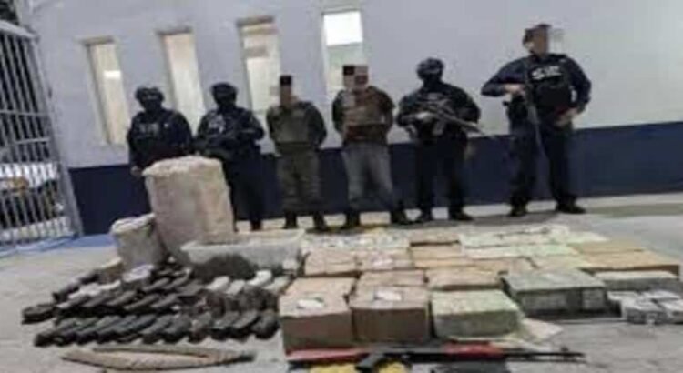 Detienen con 24 mil municiones a dos presuntos integrantes del CJNG en Michoacán