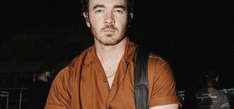 Kevin Jonas revela cómo perdió casi toda su fortuna tras la separación de los Jonas Brothers en 2013