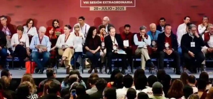 Establecerá Morena comisión para revisar adhesiones de nuevos militantes Establecerá Morena comisión para revisar adhesiones de nuevos militantes