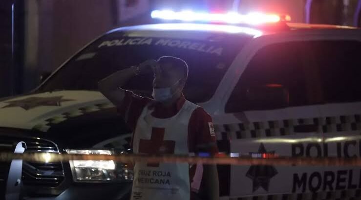 Volcadura en periférico de Morelia deja 3 personas muertas