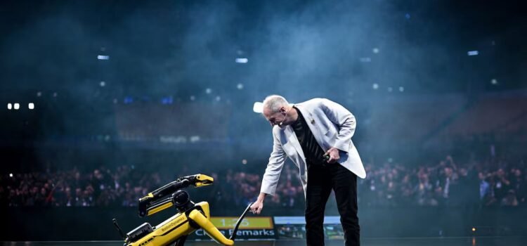 Robots avanzados protagonizan la Web Summit de Lisboa y muestran el futuro del trabajo automatizado Robots avanzados protagonizan la Web Summit de Lisboa y muestran el futuro del trabajo automatizado