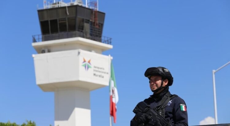Refuerzan operativos de vigilancia en aeropuerto de Morelia