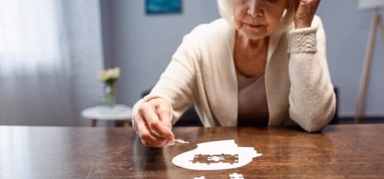 El suplemento que puede reducir el riesgo de sufrir alzhéimer, según un nuevo estudio