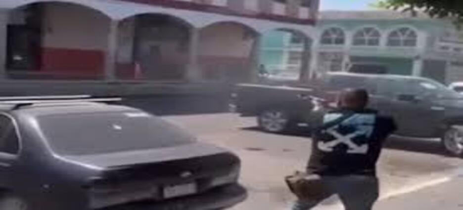 Disparan contra fachada del Ayuntamiento de Jiquilpan, Michoacán